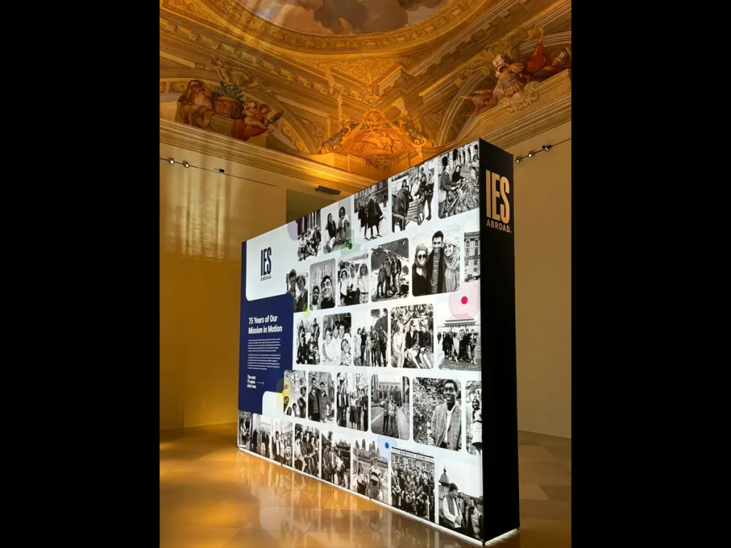 Exhibition stand construction at Liechtenstein Gartenpalais Vienna for COACT